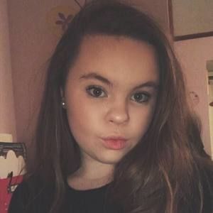 Meet your Posher, Ella